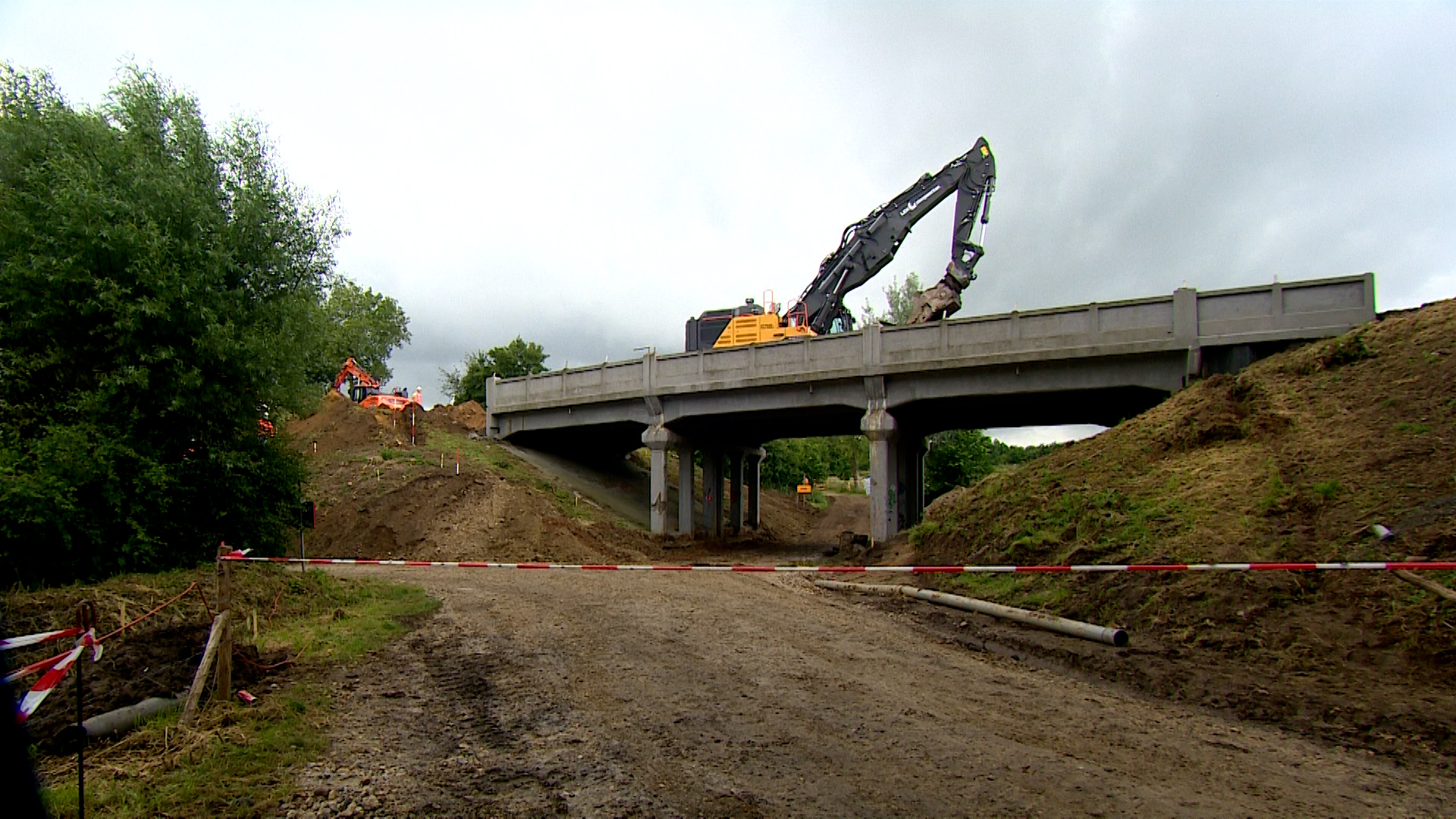 Viaduct in Cadier en Keer in één week vervangen
